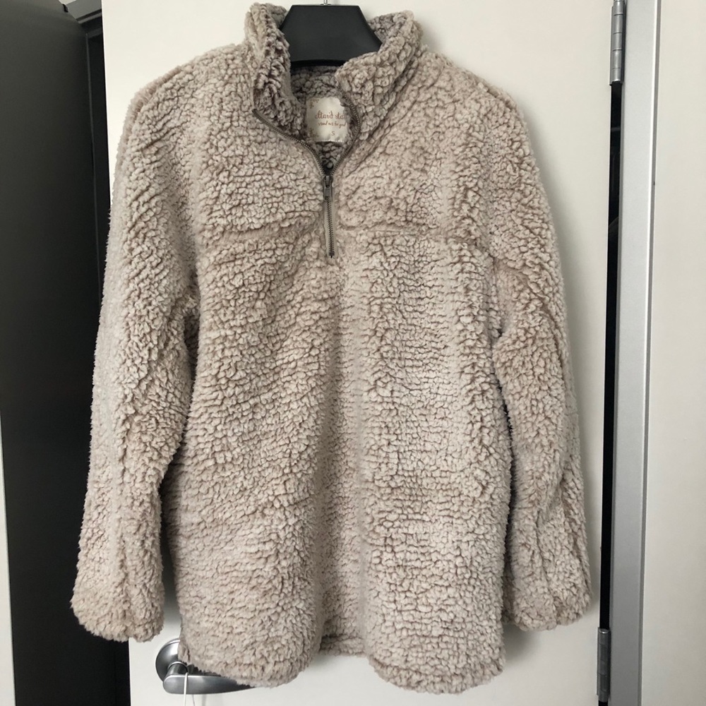 ALTAR’D STATE sherpa pullover🐑
